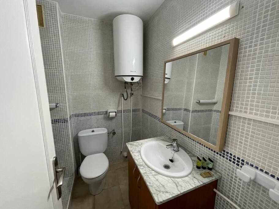 Mitjana Apartamento Con Piscina Сьюдадела Экстерьер фото